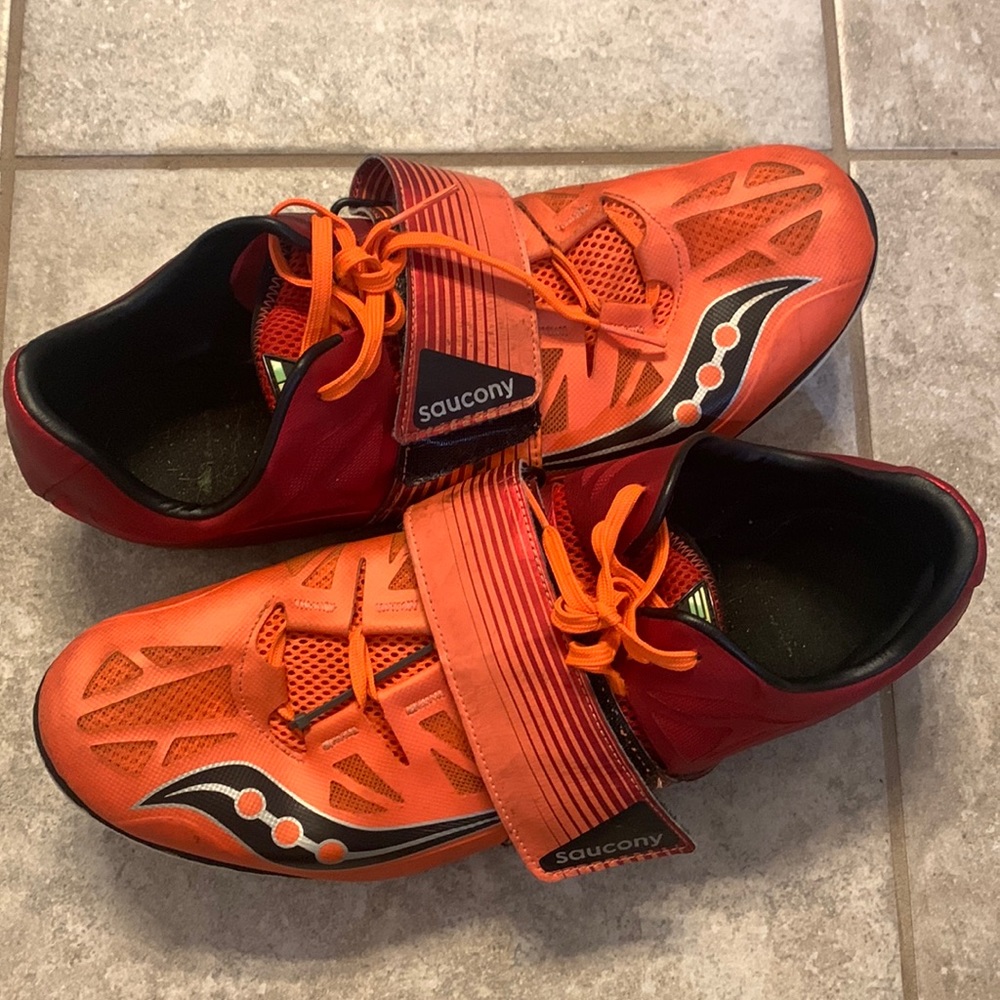 Saucony Soarin J2 jumping spikes